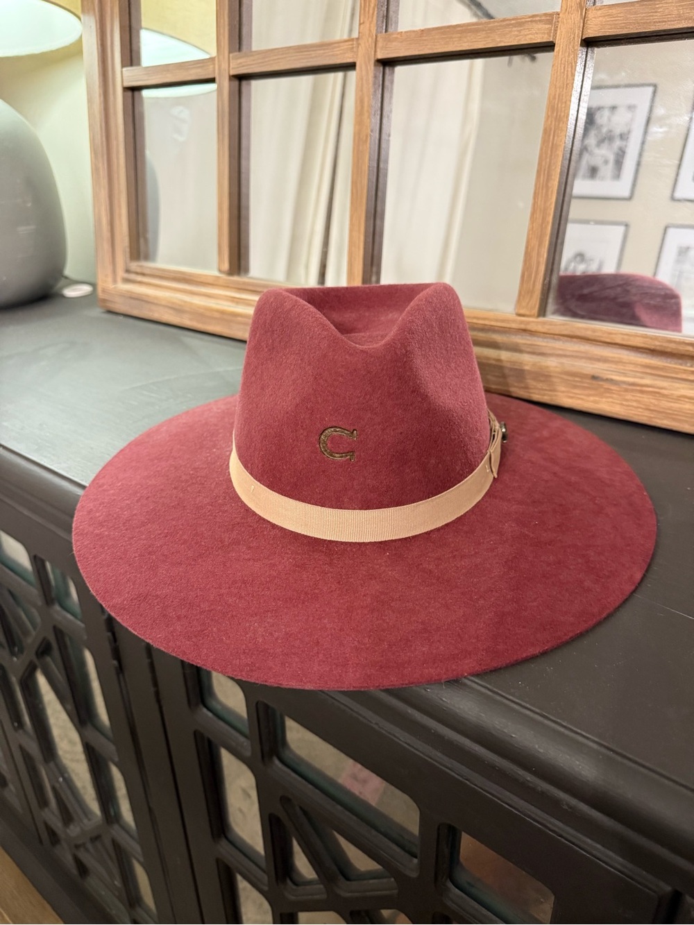 Women’s Charlie 1 Horse Burgundy Hat